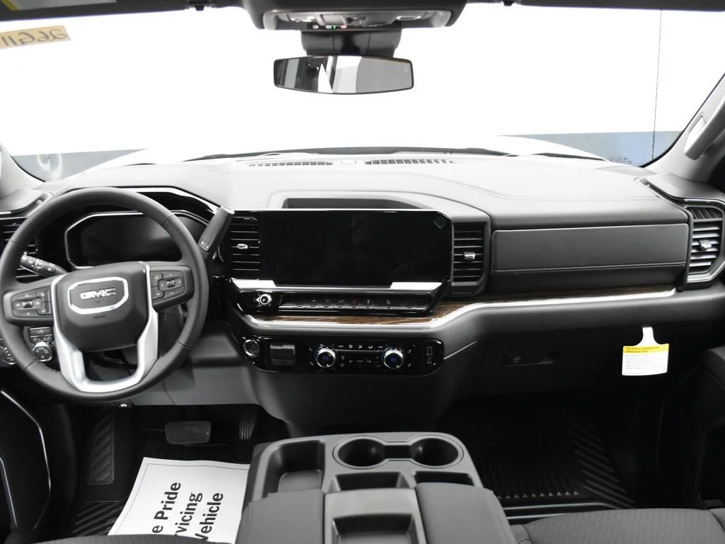 2026 GMC Sierra 1500 SLE - Photo 7