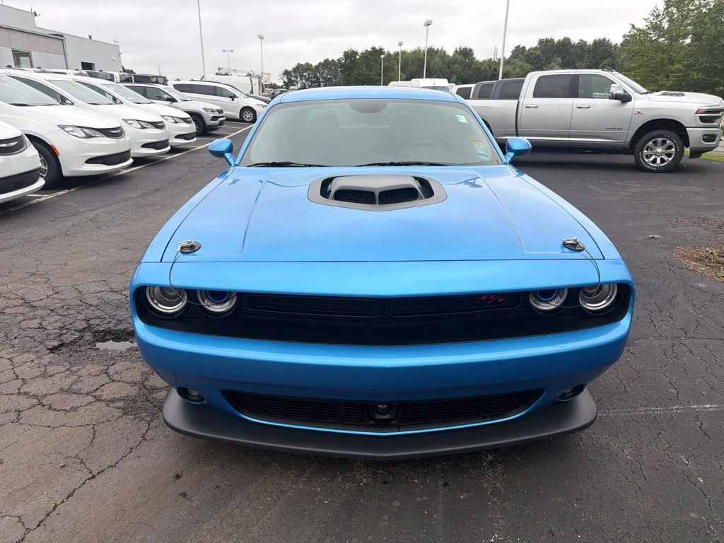 Used 2016 Blue Dodge R/T Scat Pack image 2