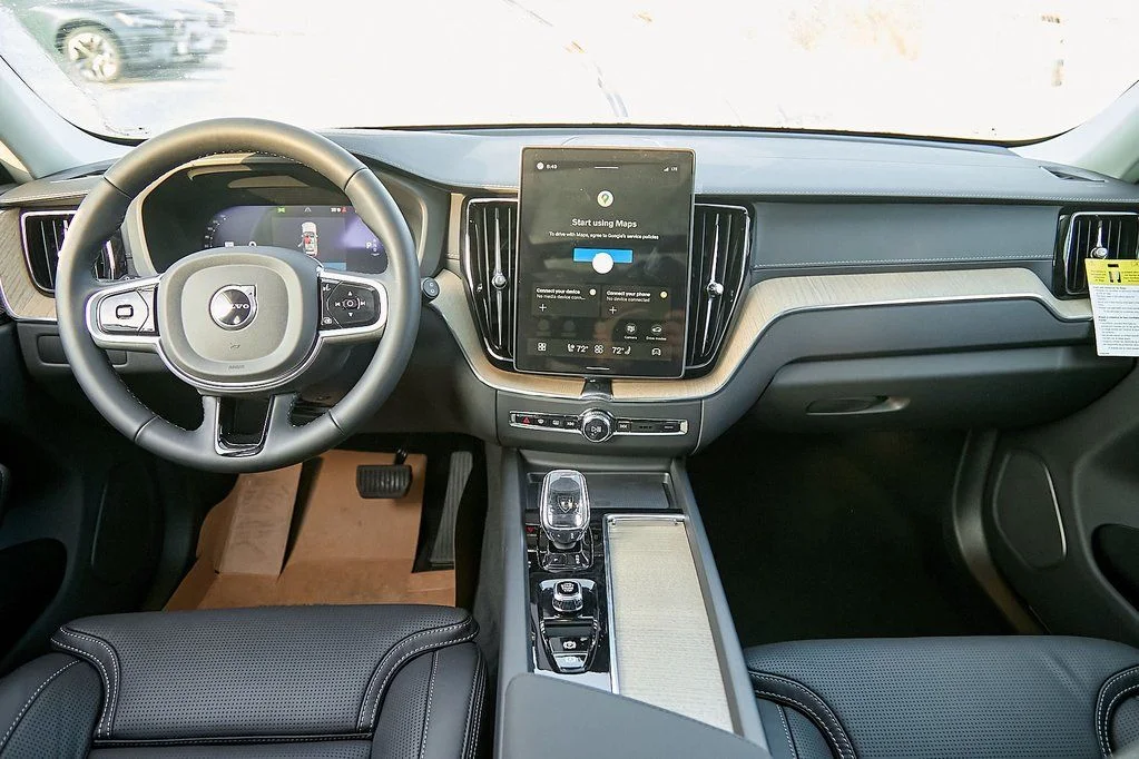 New 2026 Vapour Grey Volvo Ultra image 25