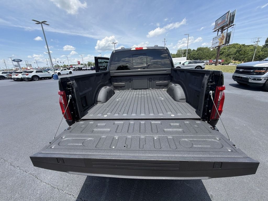 Used 2024 Black Ford XLT image 31