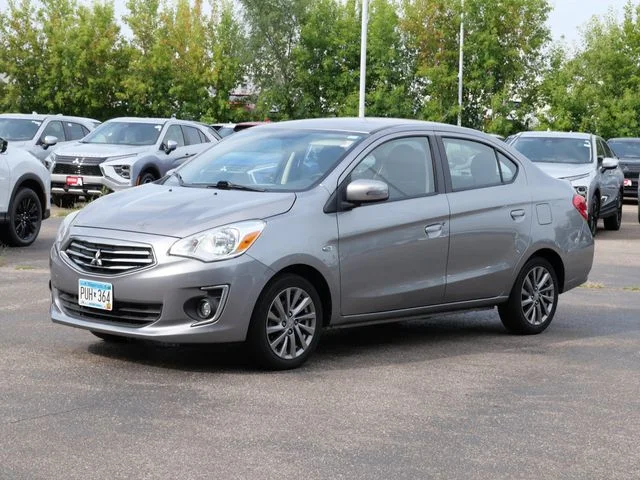 Used 2017 Gray Mitsubishi SE image 3