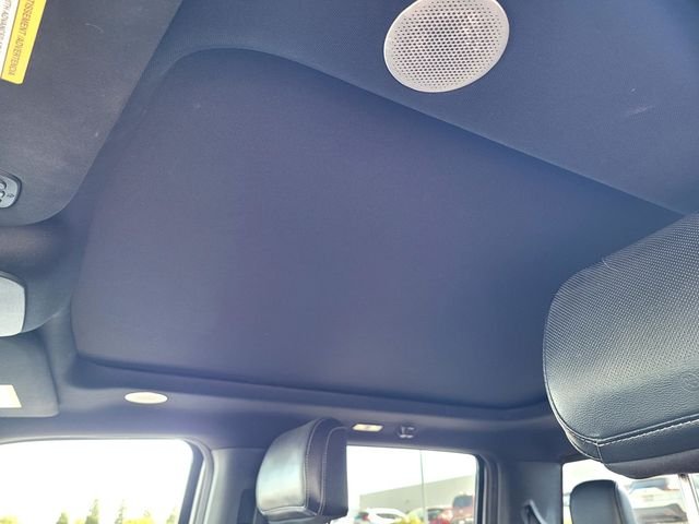 Used 2022 Silver Ford Lariat image 12