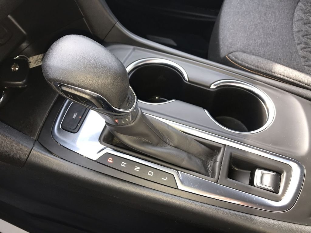 Used 2024 Blue Chevrolet LT image 19