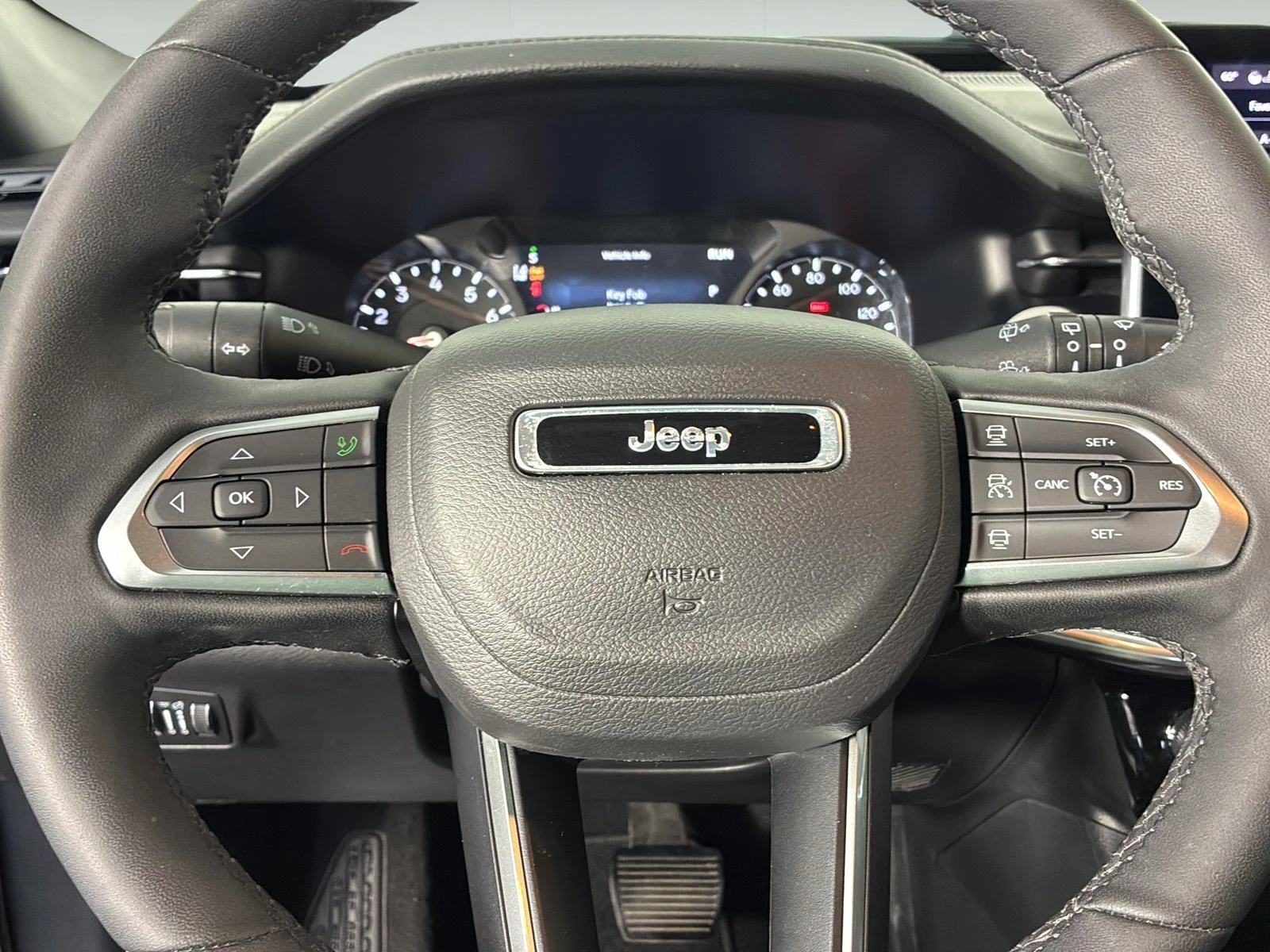 Used 2024 Bright White Clearcoat Jeep Limited image 33