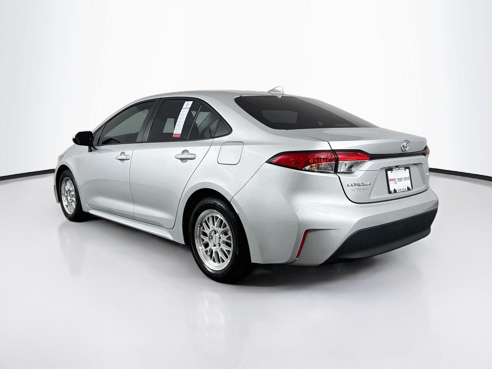 Certified Used 2025 Classic Silver Metallic Toyota LE image 12