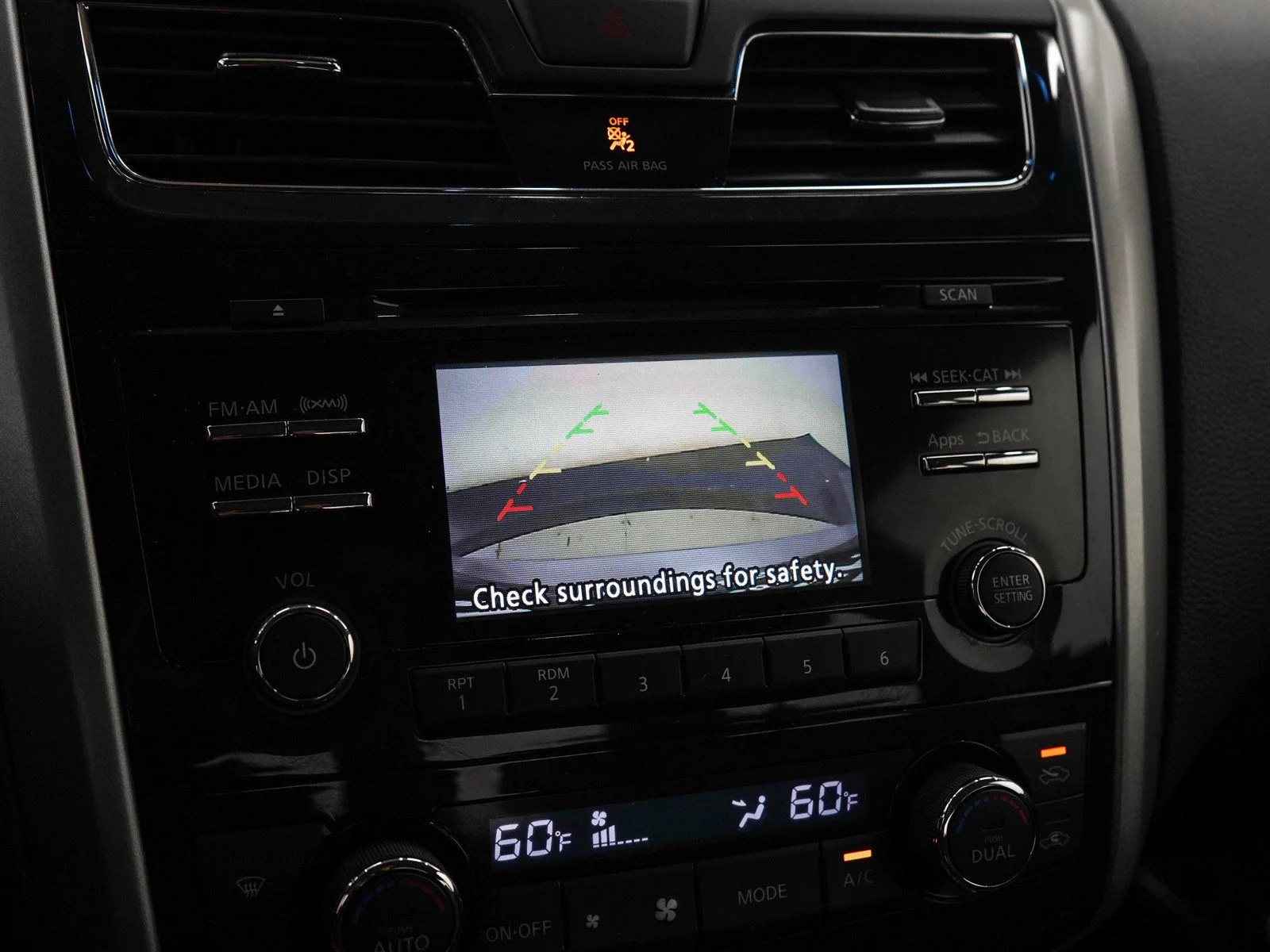 Used 2015 Gun Metallic Nissan 2.5 image 21