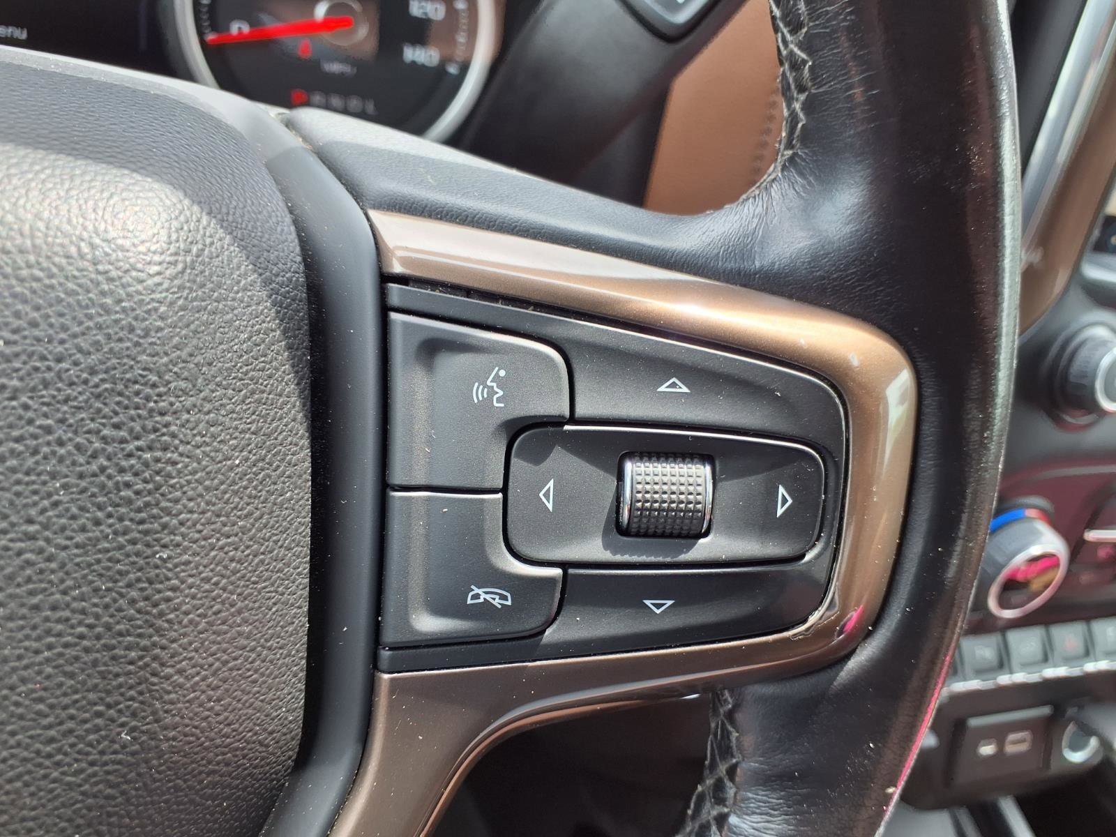 Used 2023 Iridescent Pearl Tricoat Chevrolet High Country image 15