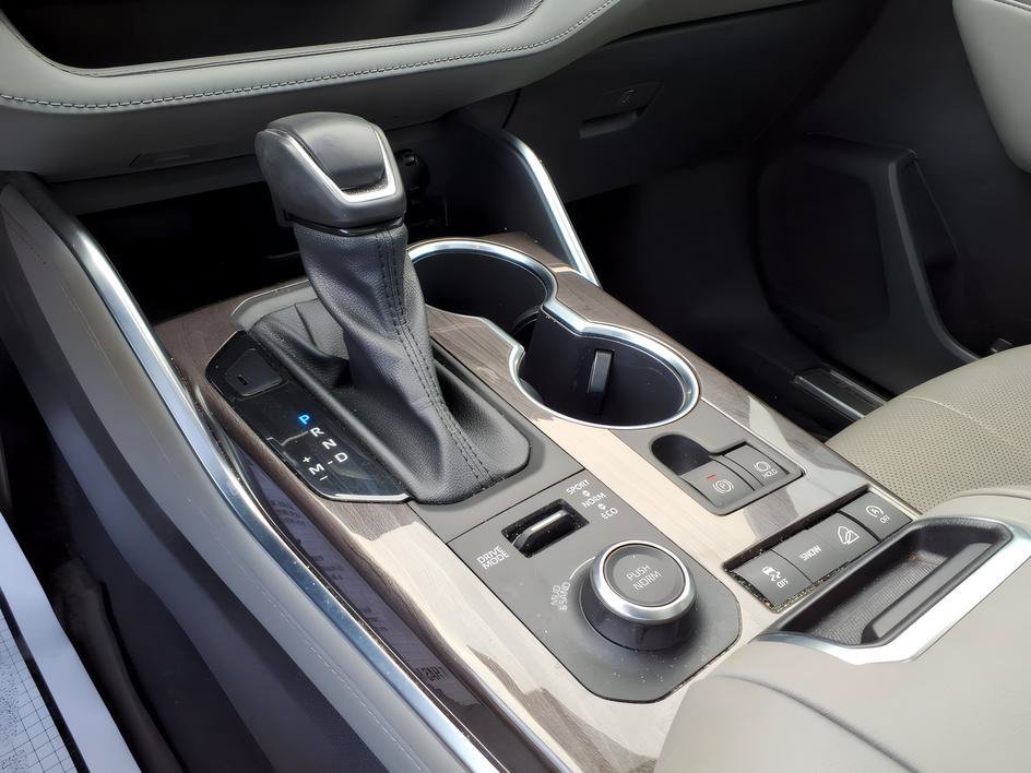 Used 2022 Celestial Silver Metallic Toyota Platinum image 22
