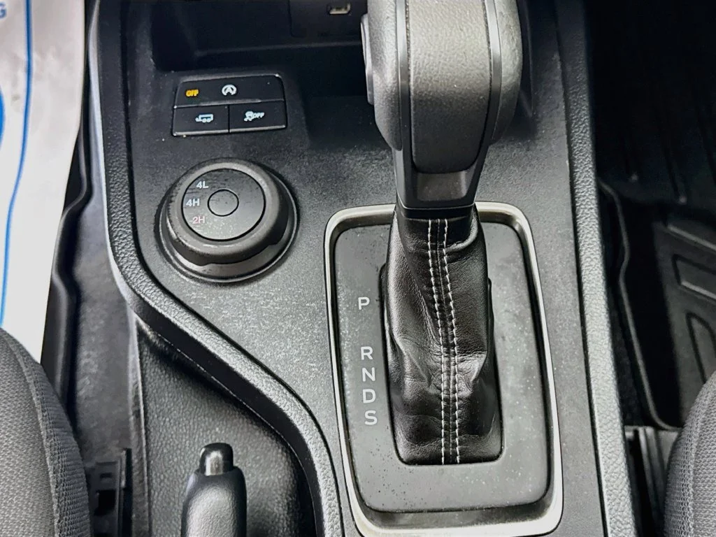 Used 2022 Gray Ford XL image 20