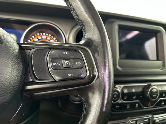 Used 2022 Red Jeep Unlimited Willys image 6