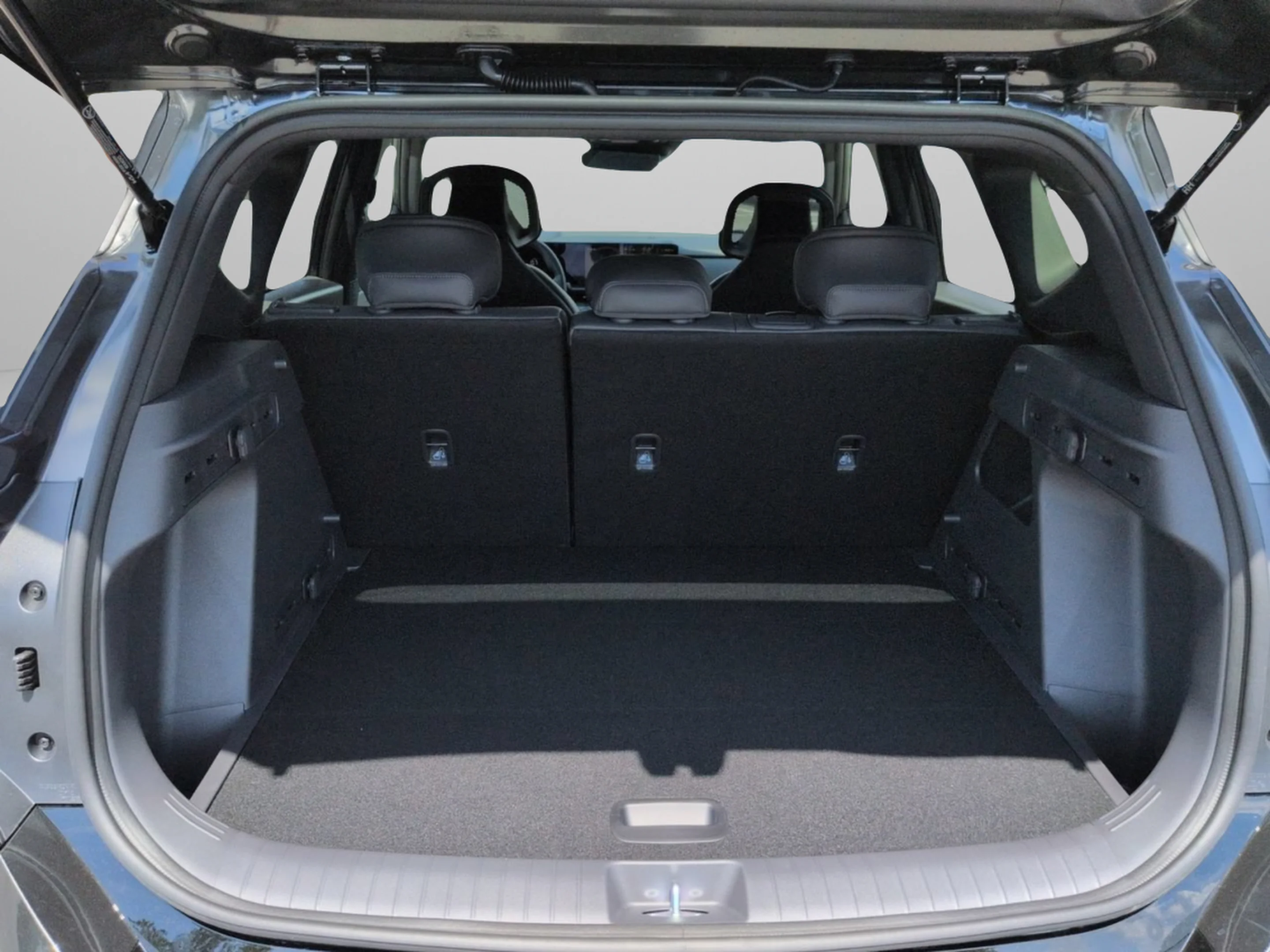 New 2027 Interstellar Gray Kia X-Line S image 10