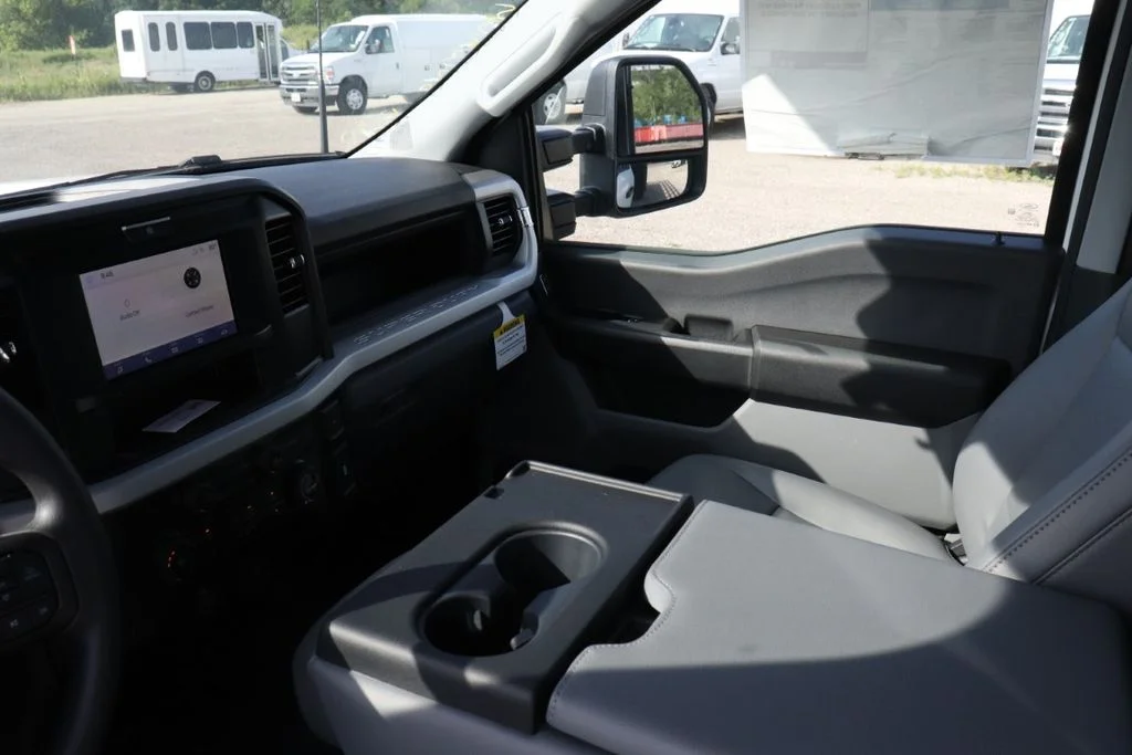 2026 Ford F-550 Super Duty Chassis Cab XL - Photo 13