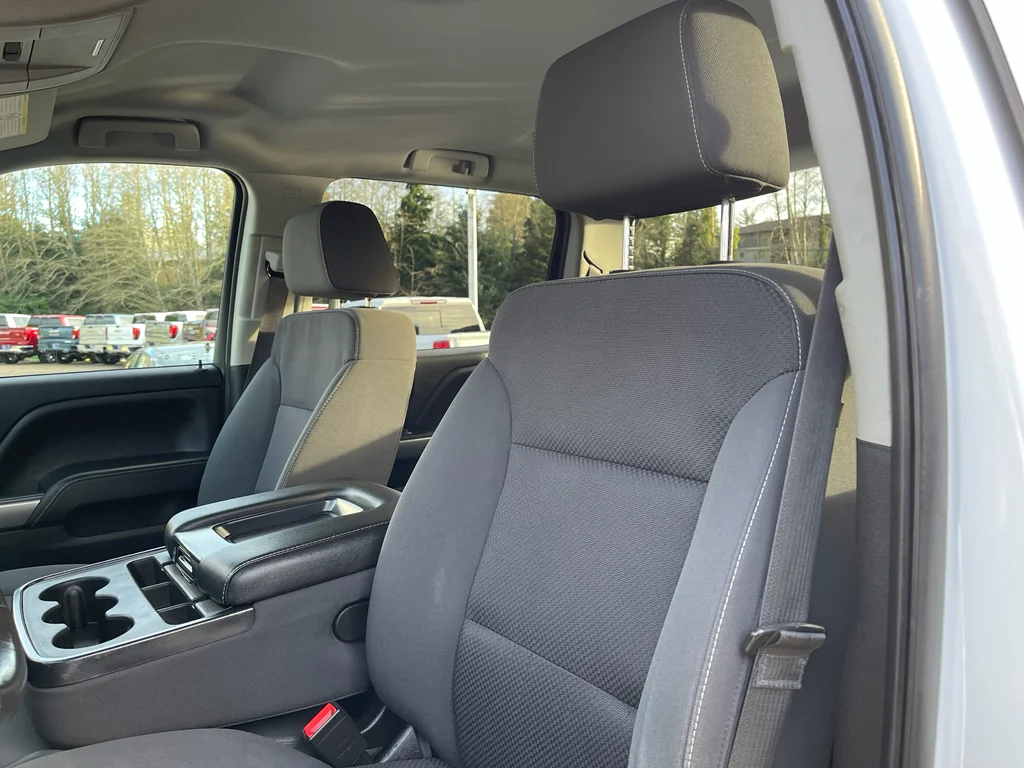 2018 Chevrolet Silverado 3500HD LT - Photo 22