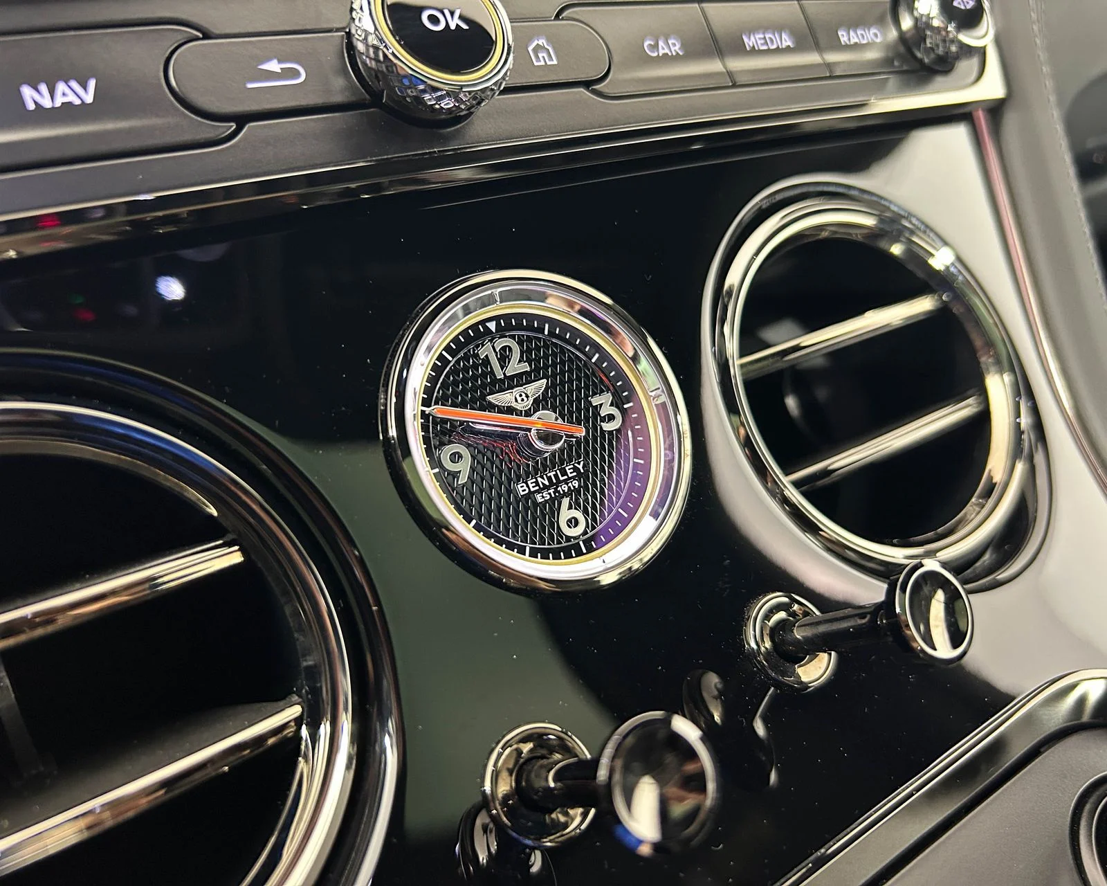 New 2026  Bentley Speed image 24