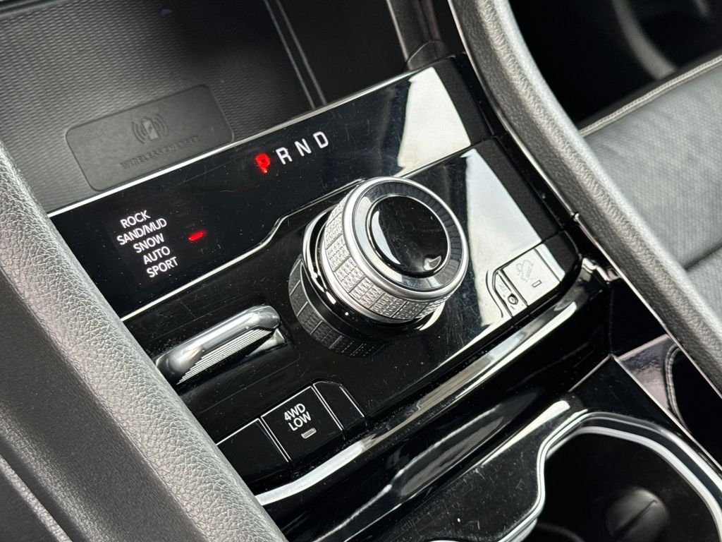 Used 2022 Black Jeep 4xe image 27