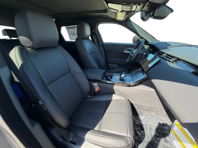 New 2026 Zadar Grey Land Rover P250 Base image 16