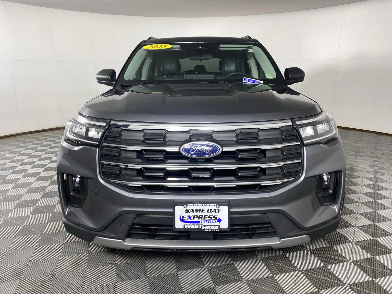 Used 2025 Carbonized Gray Ford Active image 2