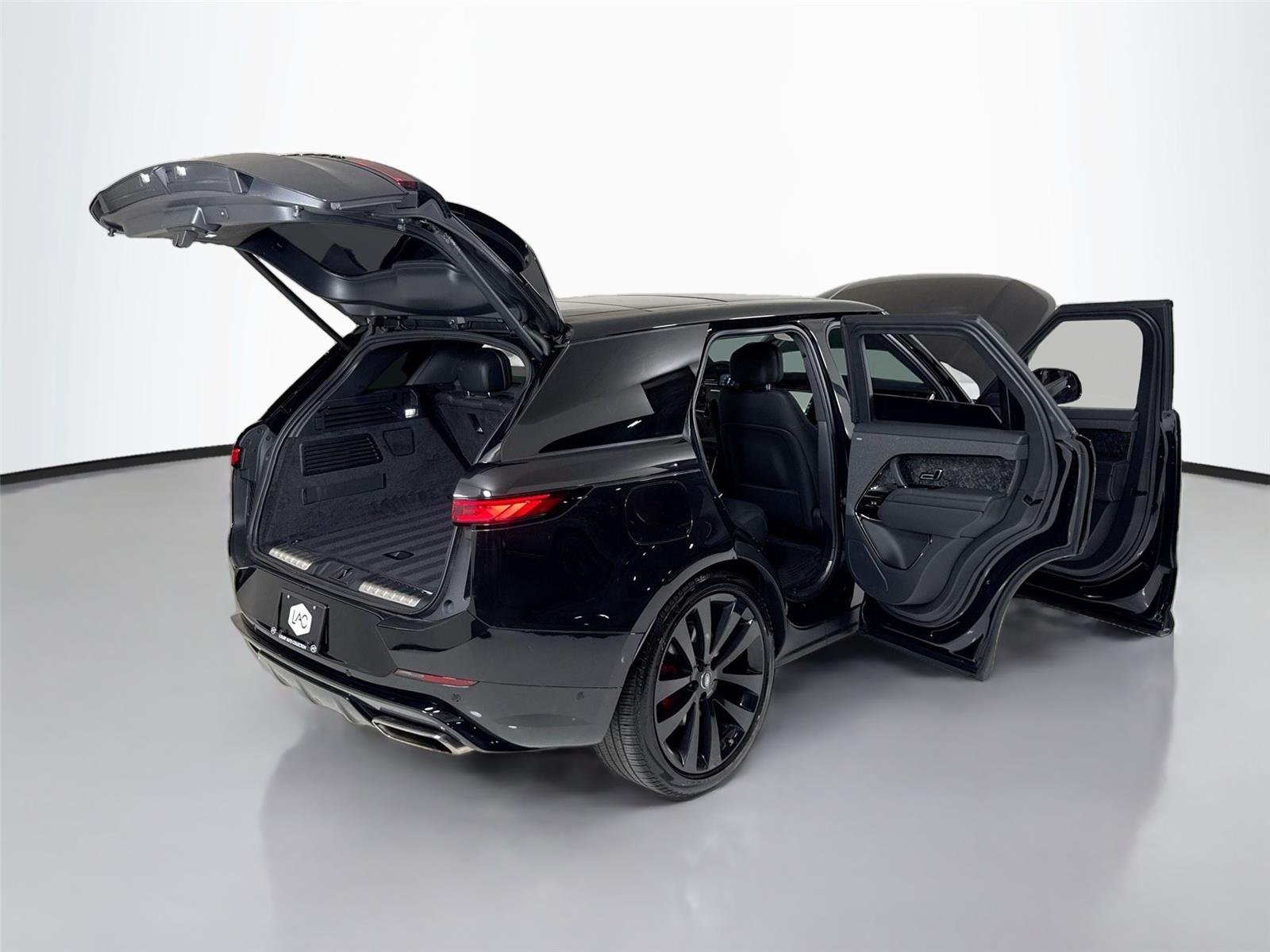 Used 2024 Santorini Black Metallic Land Rover Dynamic SE | One Owner image 41