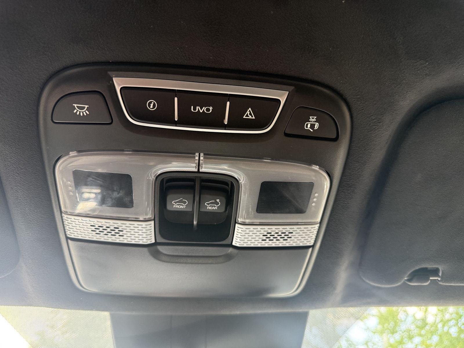 Used 2022 Ebony Black Kia SX image 16