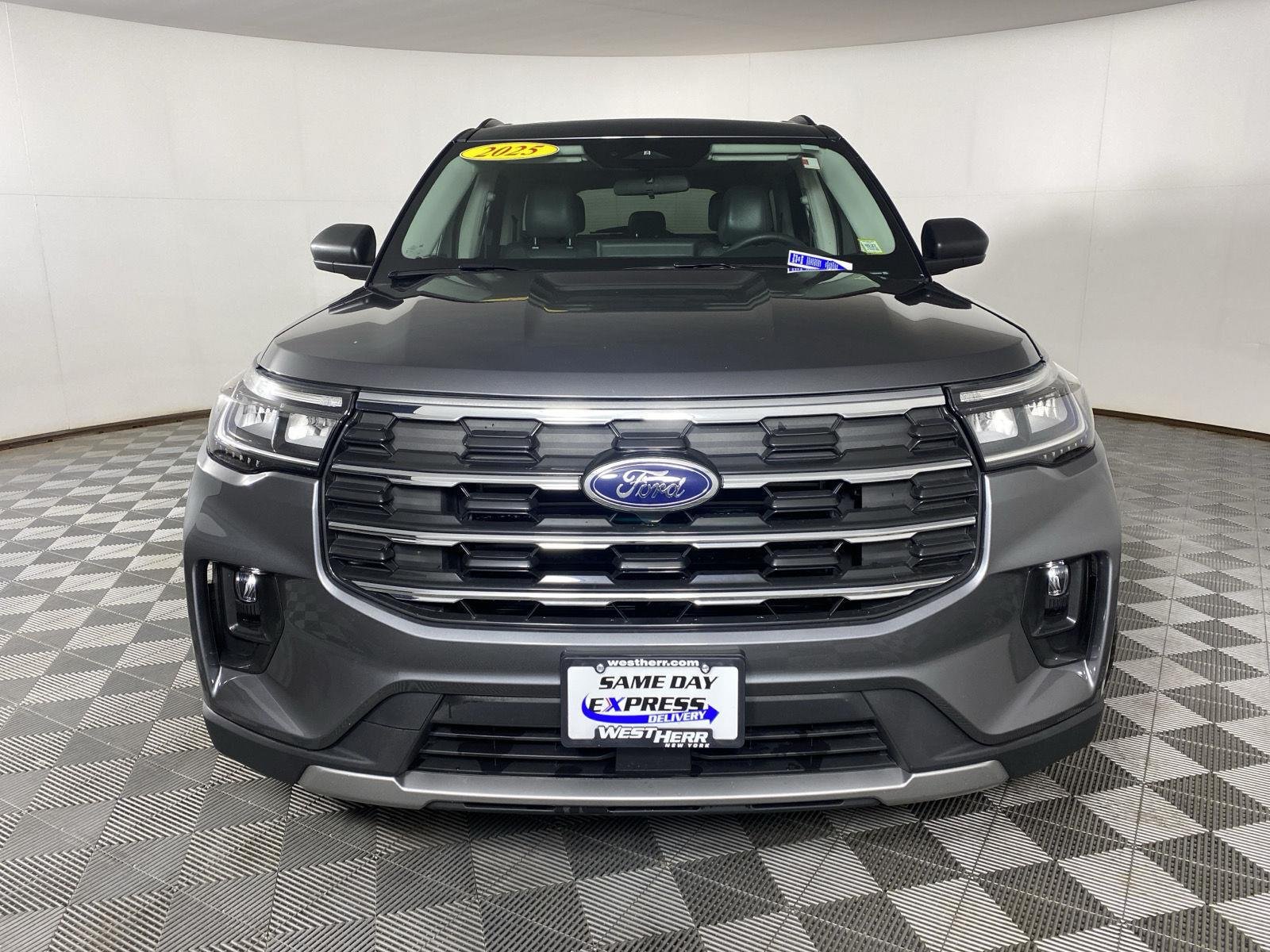 Used 2025 Carbonized Gray Ford Active image 2
