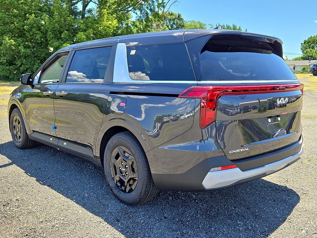 New 2026 Gray Kia LXS image 3