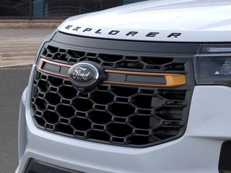 New 2026 Space White Metallic Ford Tremor® image 17