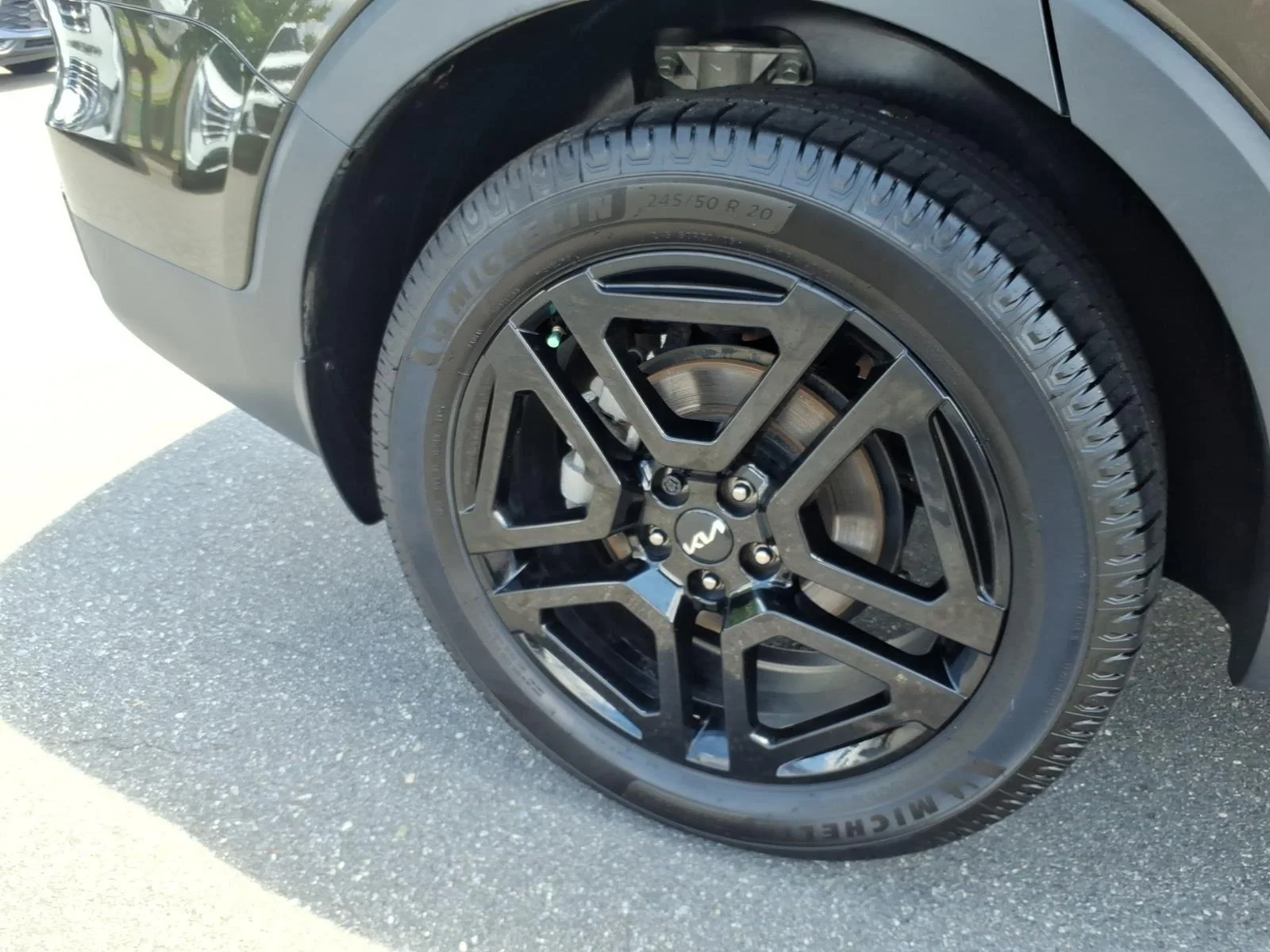 Used 2023 Dark Moss Kia SX X-Line image 13