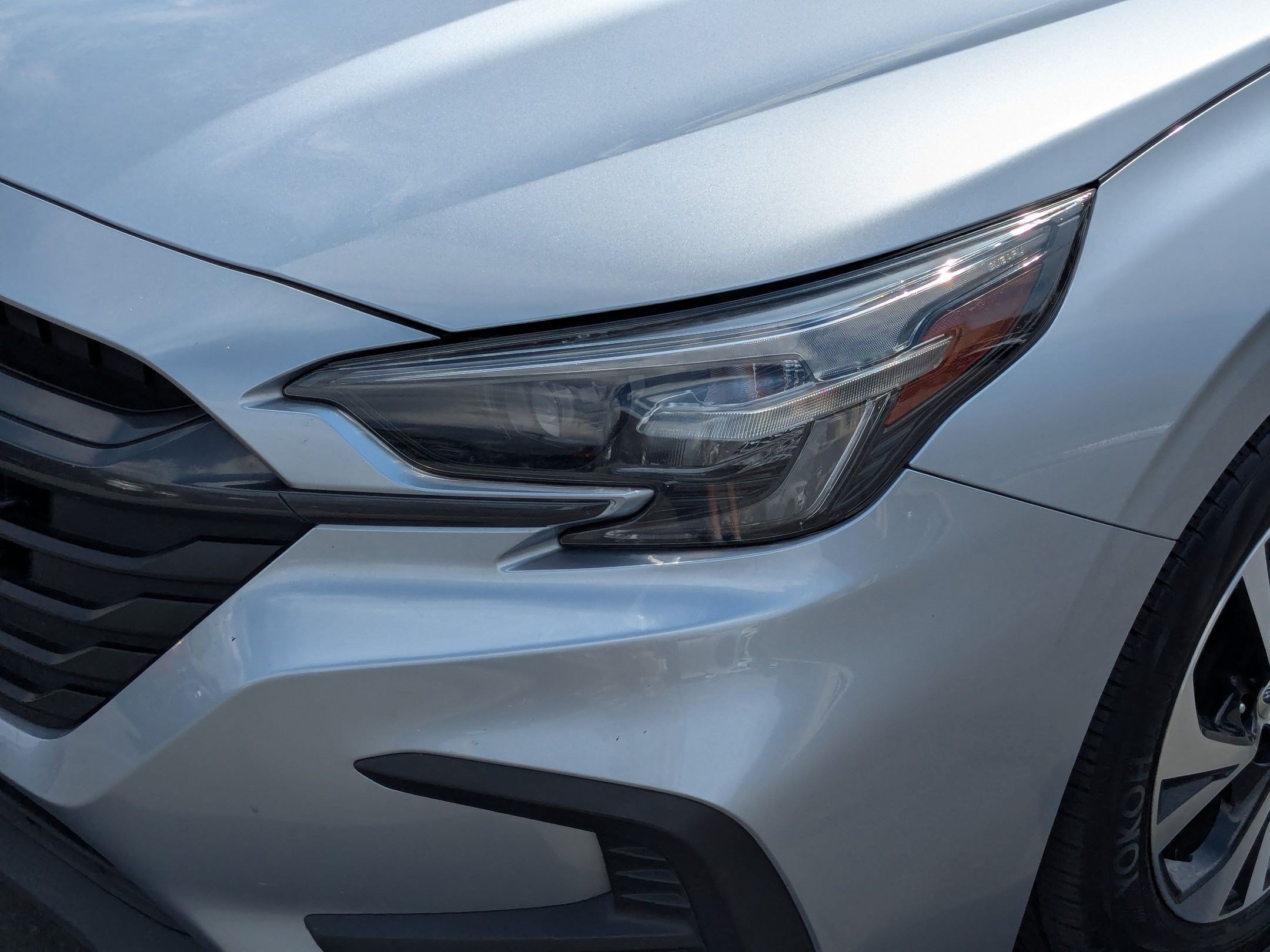 Used 2024 Ice Silver Metallic Subaru Base image 11
