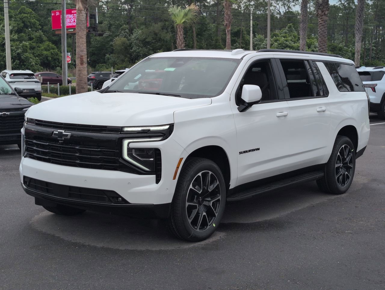 2026 Chevrolet Suburban RST - Photo 4