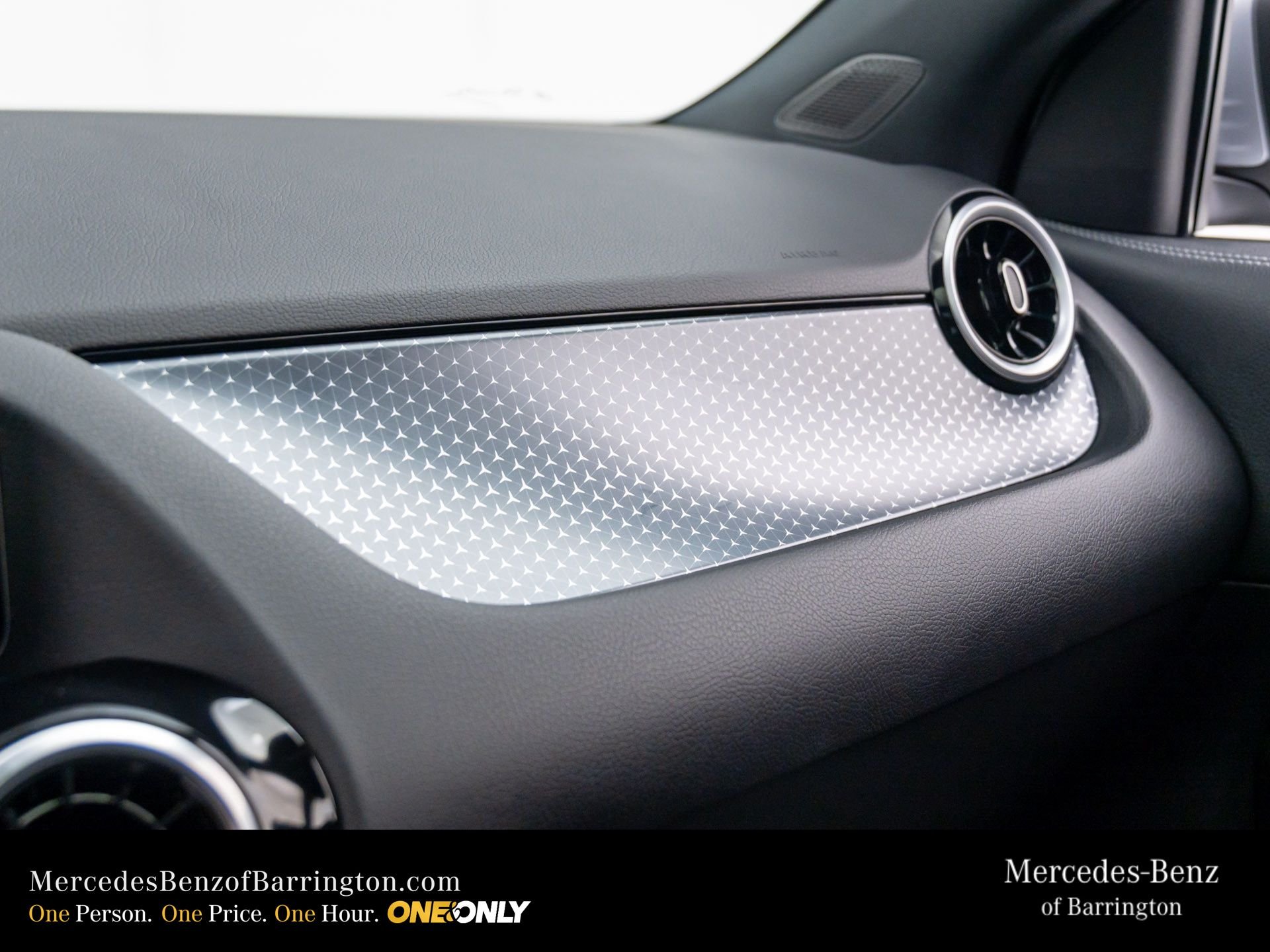 New 2026 Cirrus Silver Metallic Mercedes-Benz GLA 250 image 27