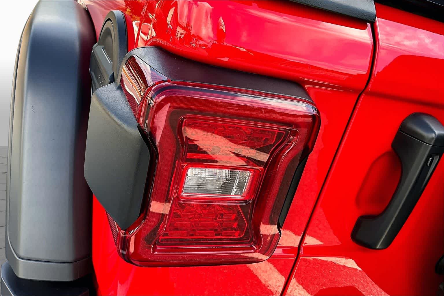 2025 Jeep Wrangler 4-Door Rubicon - Photo 28