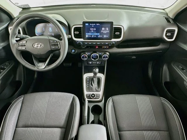 New 2026 Hyundai VENUE SEL