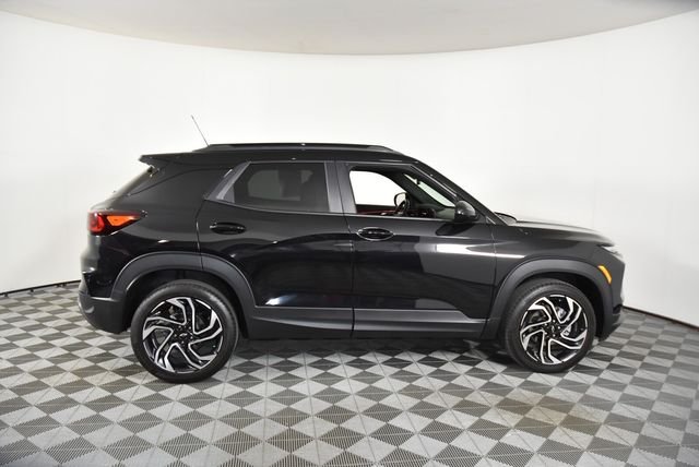 Used 2025 Black Chevrolet RS image 12