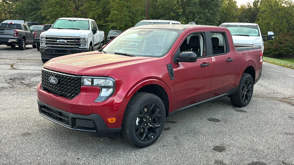New 2026 Red Ford XLT image 3