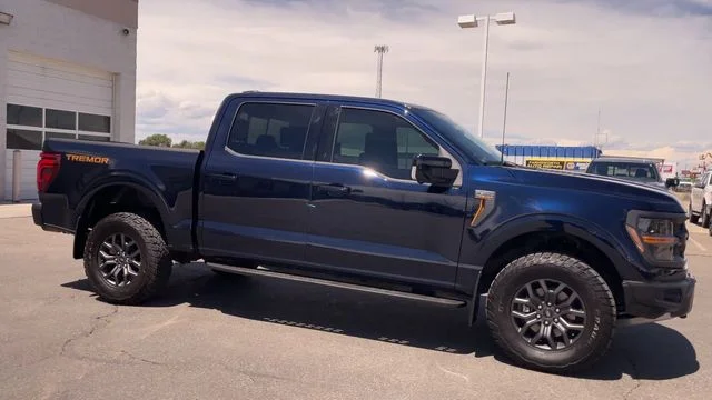 Used 2025 Blue Ford Tremor image 3