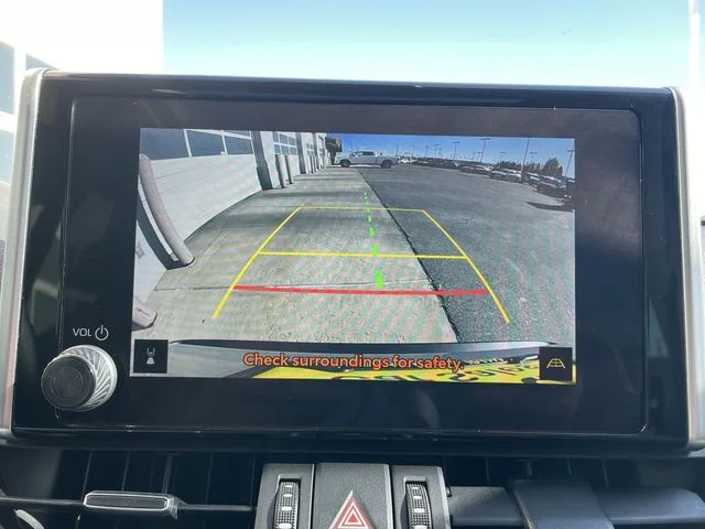 Used 2024 Silver Toyota XLE Premium image 17