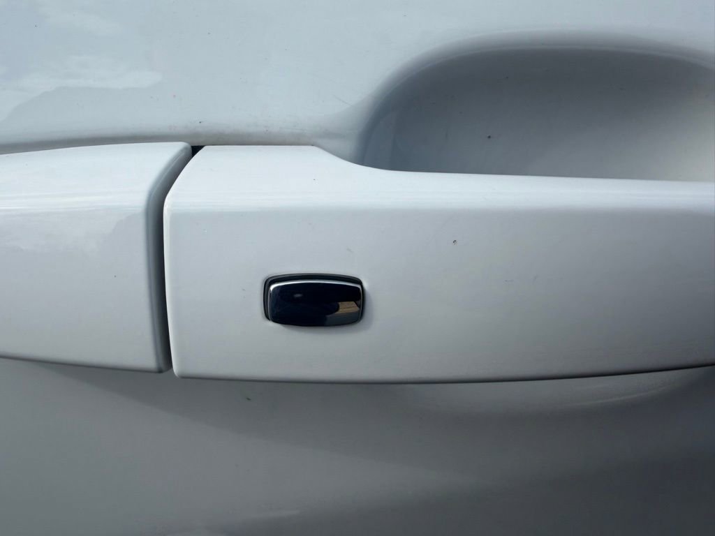 Used 2024 Summit White Chevrolet RS image 40