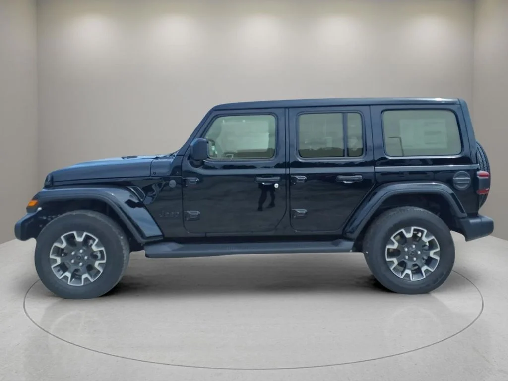 New 2026 Black Clear-Coat Exterior Paint Jeep Sahara image 3