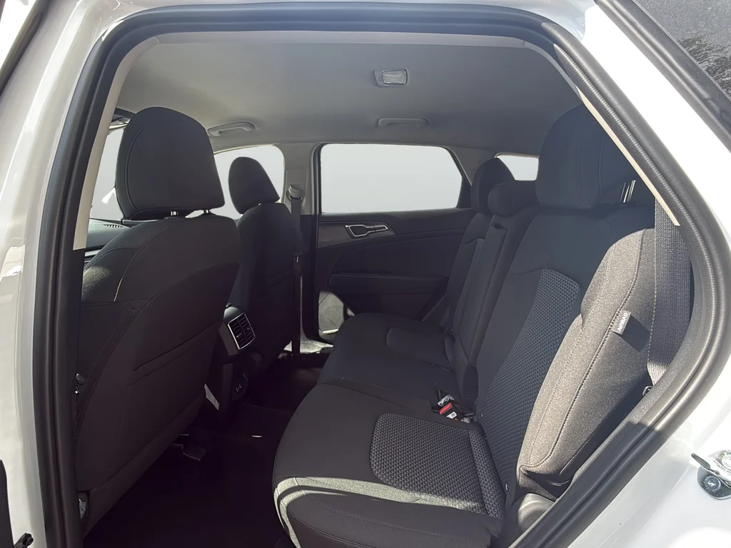 New 2026 Glacial White Pearl Kia LX image 15