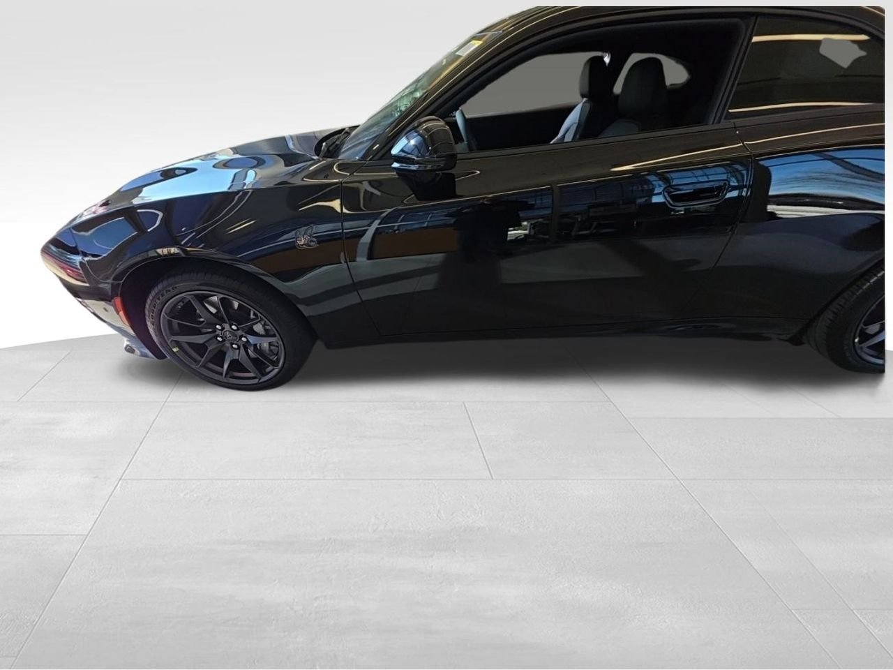New 2026 Diamond Black Crystal Pearlcoat Dodge R/T Scat Pack image 4