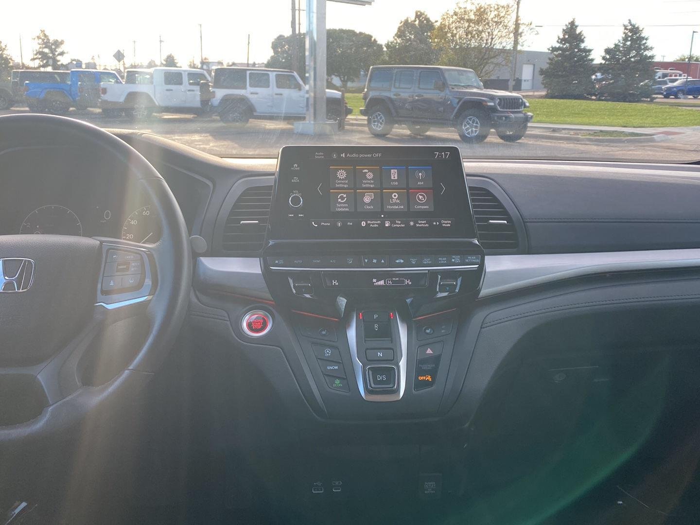 2025 Honda Odyssey Sport L - Photo 35