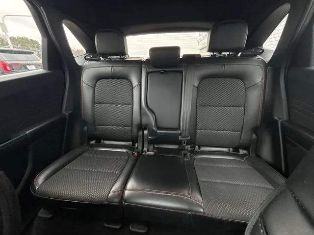 Used 2023 Gray Ford ST-Line image 25