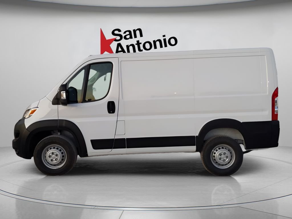 New 2026 Bright White Clear-Coat Exterior Paint RAM Low Roof image 6