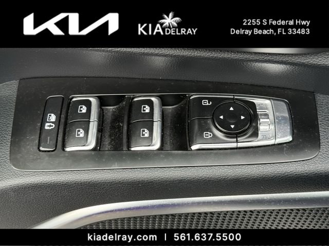 Certified Used 2024 White Kia SX image 10