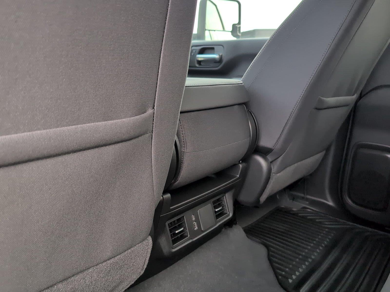 2026 Chevrolet Silverado 2500 HD Custom - Photo 32