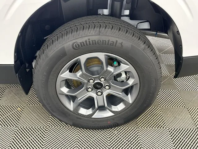 New 2026 White Ford XLT image 20
