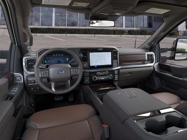 New 2026 Star White Metallic Tri-Coat Ford King Ranch image 31
