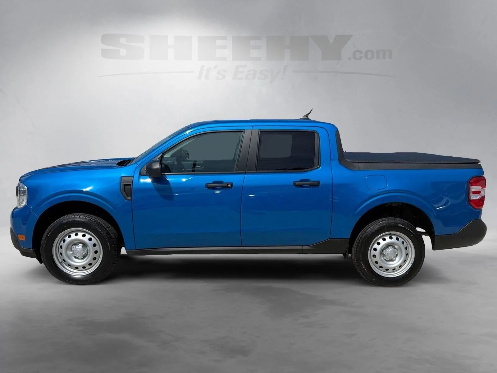 Used 2022 Blue Ford XL image 15