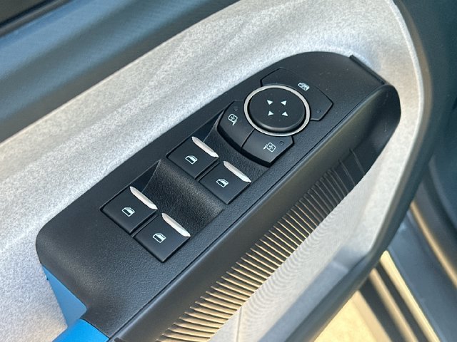 New 2026 Carbonized Gray Metallic Ford XLT image 49