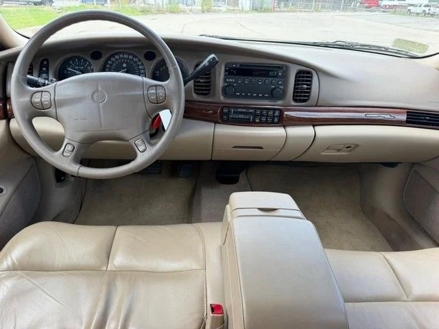 Used 2004 Beige Buick Custom image 8